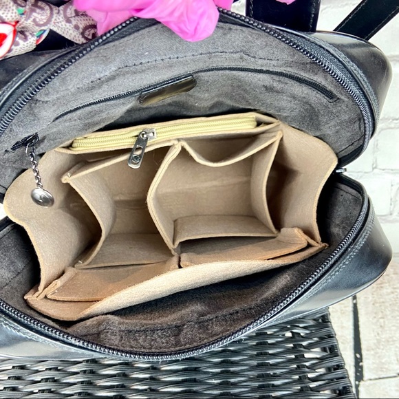 Gucci SOHO black leather backpack with organizer and scarf - Picture 11 of 16